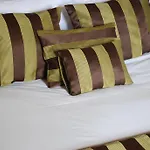 Cathedrale, Hotel