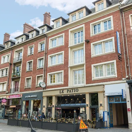 The Originals City, Cathédrale,