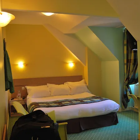 Hotel The Originals City, Cathedrale,