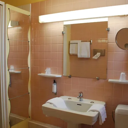 The Originals City, Cathédrale, Hotel Lisieux