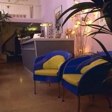 The Originals City, Cathedrale,