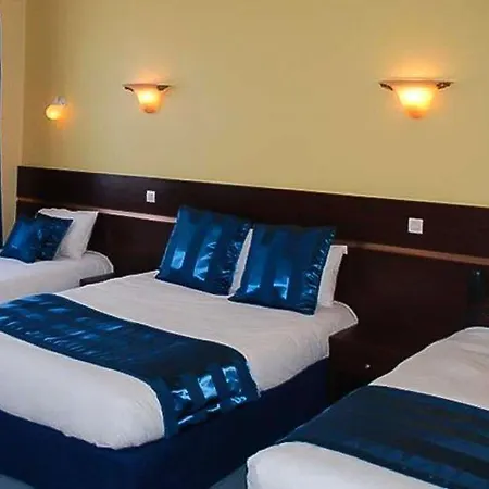 Hotel The Originals City, Cathedrale, Lisieux