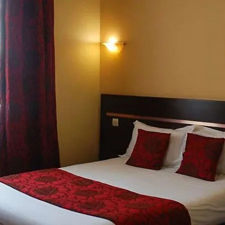 Cathedrale, Hotel 3*
