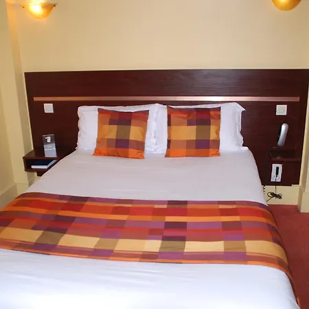 The Originals City, Cathedrale, 3*