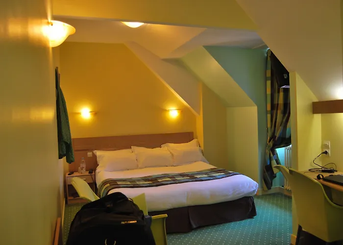 Hotel The Originals City, Cathédrale,