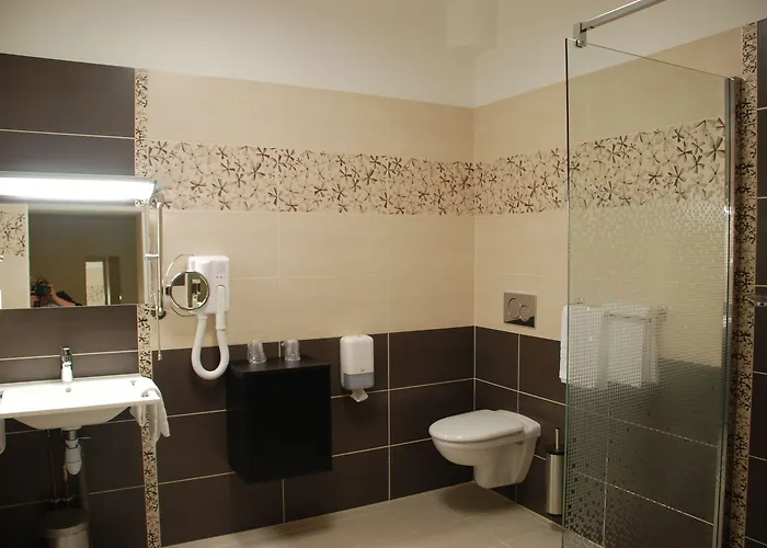 The Originals City, Cathedrale, 3*