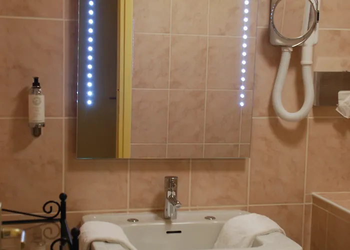 The Originals City, Cathédrale, Hotel Lisieux