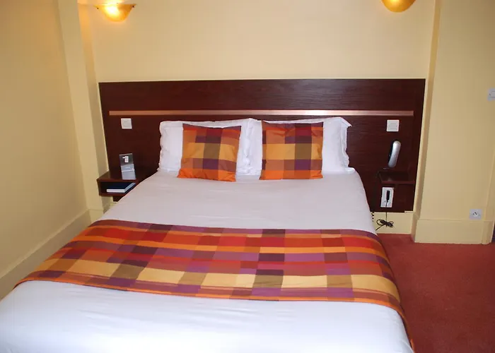 The Originals City, Cathedrale, 3*